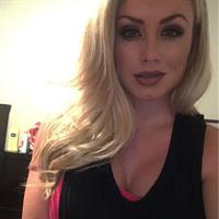 Dianna Dahlgren taking a selfie
