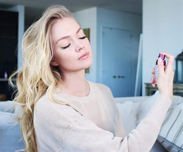 Lindsay Ellingson