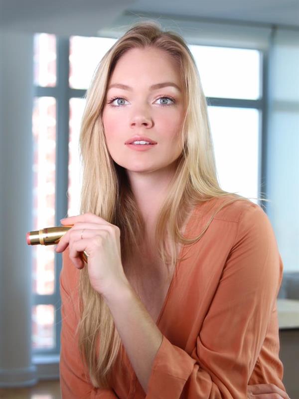 Lindsay Ellingson