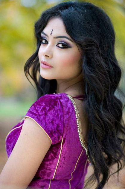 Afshan Azad