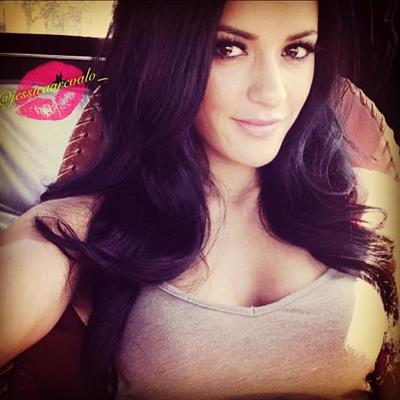 Jessica Arevalo taking a selfie