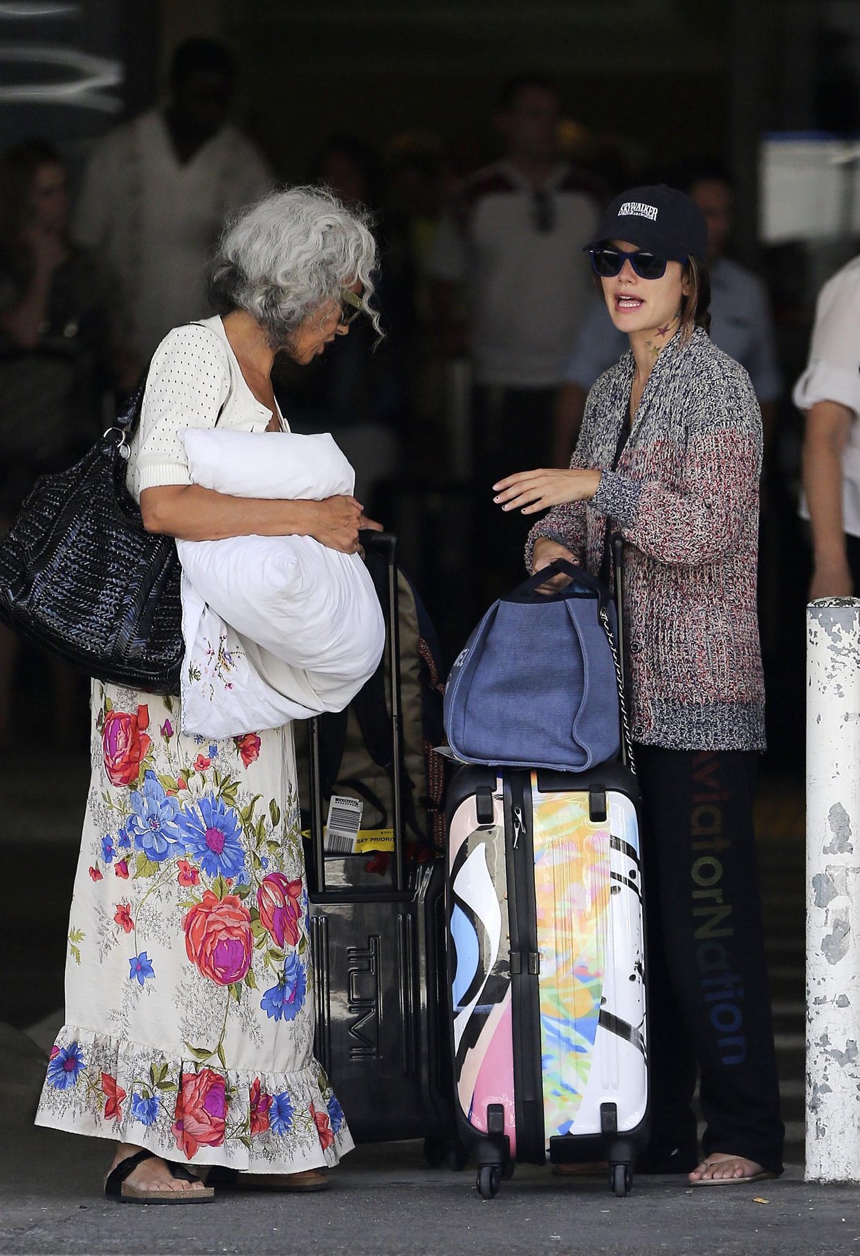Rachel Bilson Arriving at LAX (July 16, 2013) 