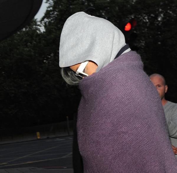 Rihanna - Covers her face while out in London (19.07.2013) 