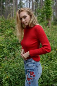 Ellen Kennedy in Jeans