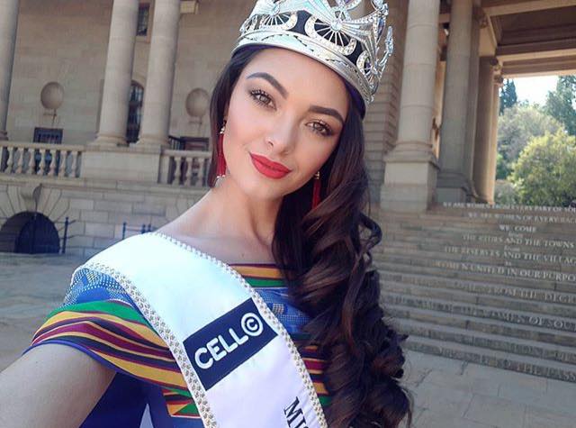 Demi-Leigh Nel-Peters taking a selfie