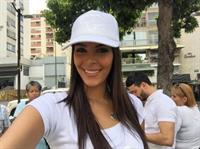 Keysi Sayago taking a selfie