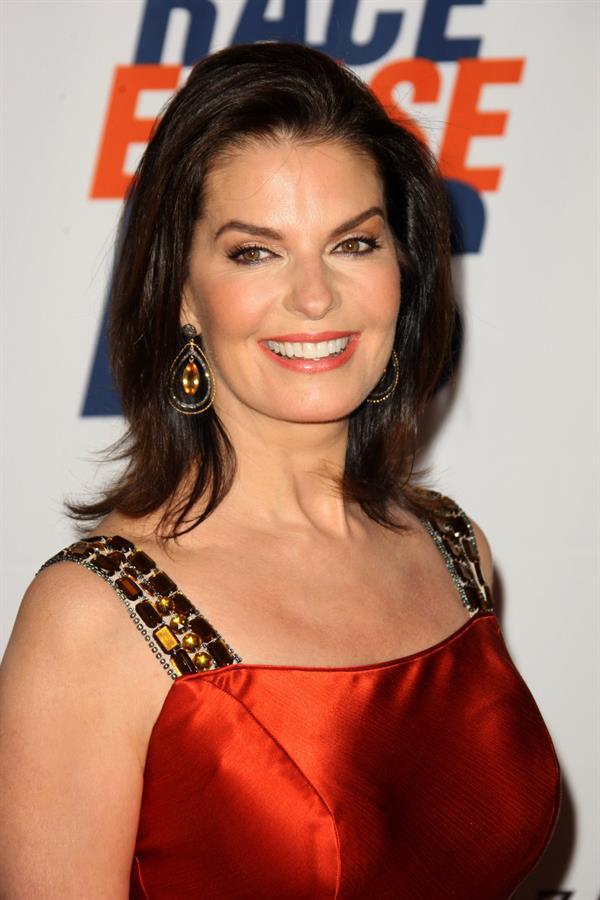 Sela Ward