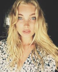 Elsa Hosk taking a selfie