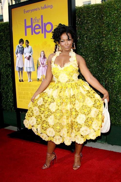 Aunjanue Ellis