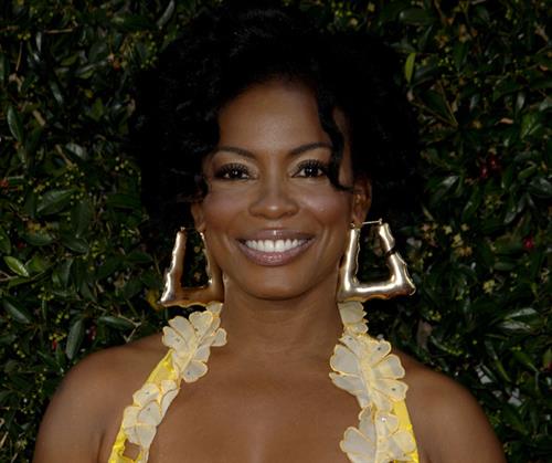 Aunjanue Ellis