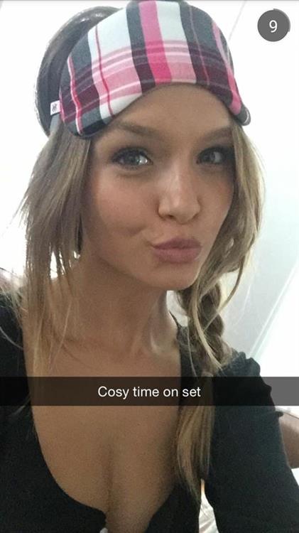 Josephine Skriver taking a selfie