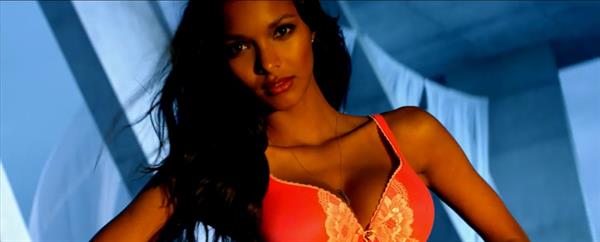 Lais Ribeiro in lingerie