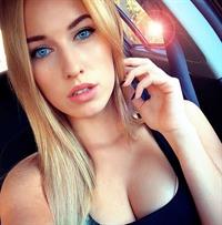 Maria Doroshina taking a selfie