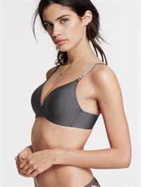 Sara Sampaio in lingerie