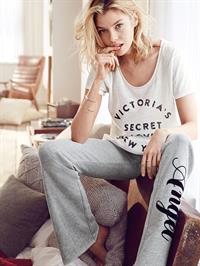 Stella Maxwell