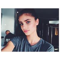 Taylor Marie Hill taking a selfie