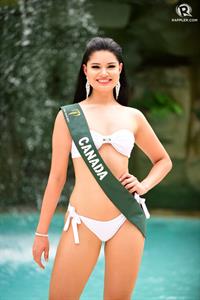 Jacqueline Marsh in a bikini