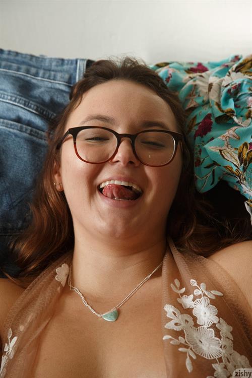 Thick Amateur in the Kitchen