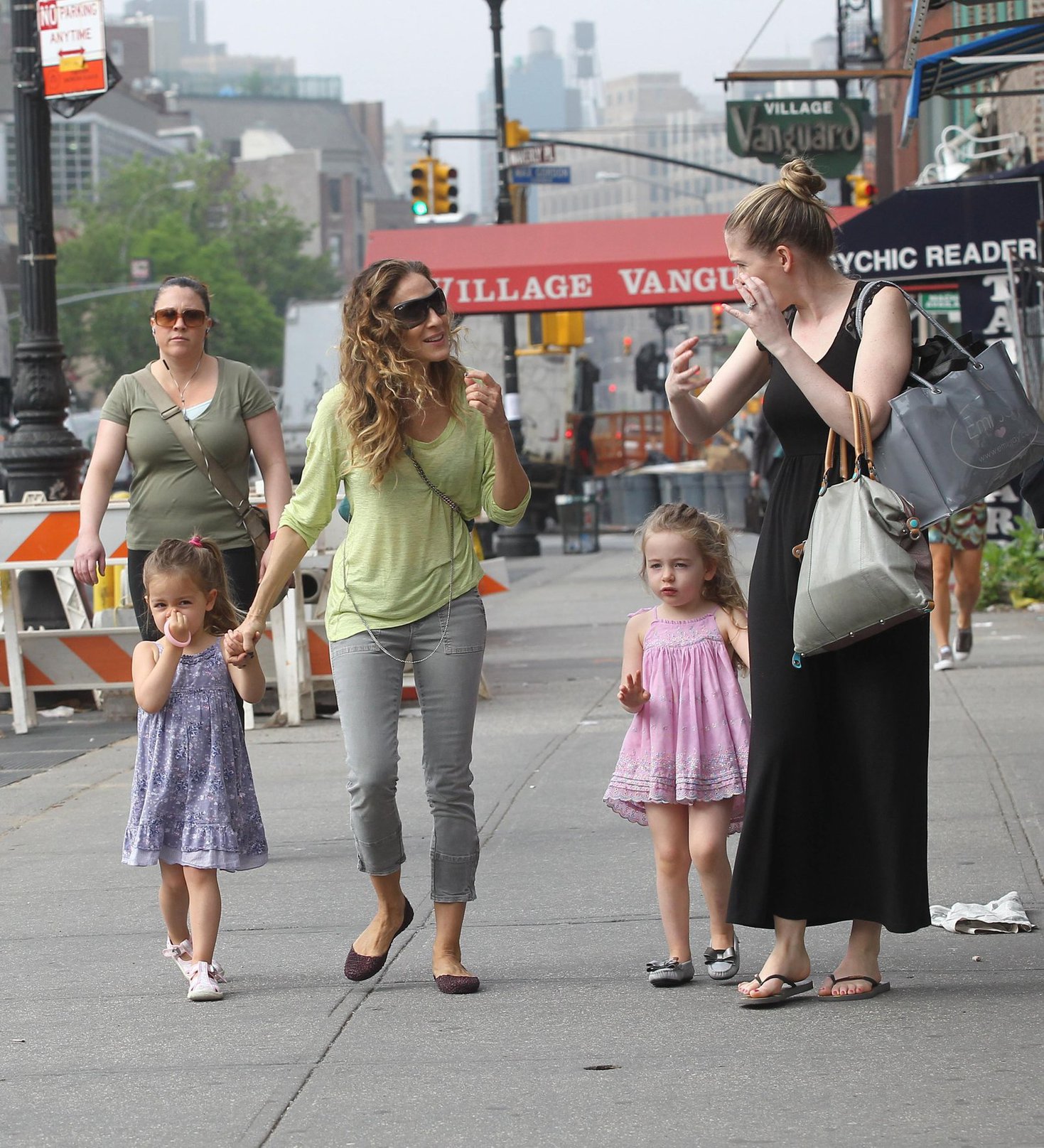 Sarah Jessica Parker Takes a stroll with her twins around the West Village in New York City (May 21, 2013) 
