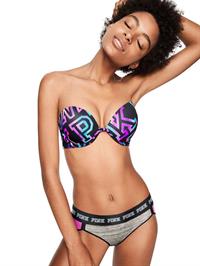 Alécia Morais in lingerie