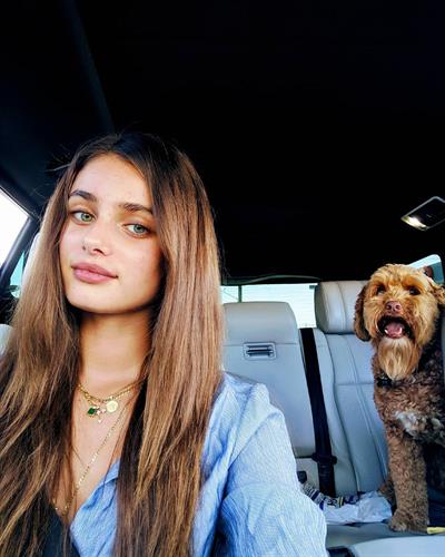 Taylor Marie Hill taking a selfie