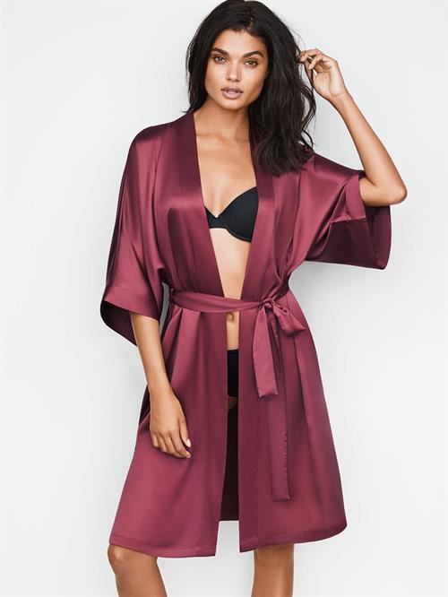 Daniela Braga in lingerie