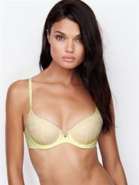 Daniela Braga in lingerie