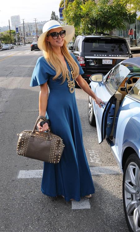 Paris Hilton Shops at Christian Louboutin in West Hollywood (May 9, 2013) 