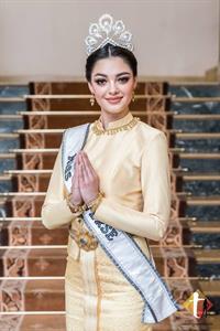 Demi-Leigh Nel-Peters