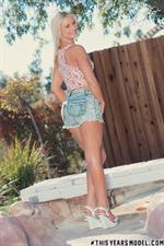 Meanwhile in Aubrey Gold's backyard...