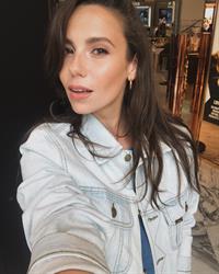 Gwen van Poorten taking a selfie