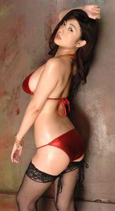 Nonami Takizawa in lingerie