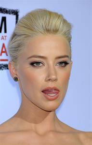 Amber Heard the Rum Diary premiere in Los Angeles on October 13, 2011