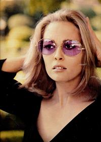 Faye Dunaway