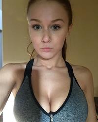Leanna Decker taking a selfie