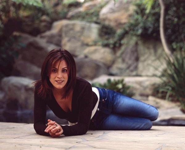 Annabeth Gish