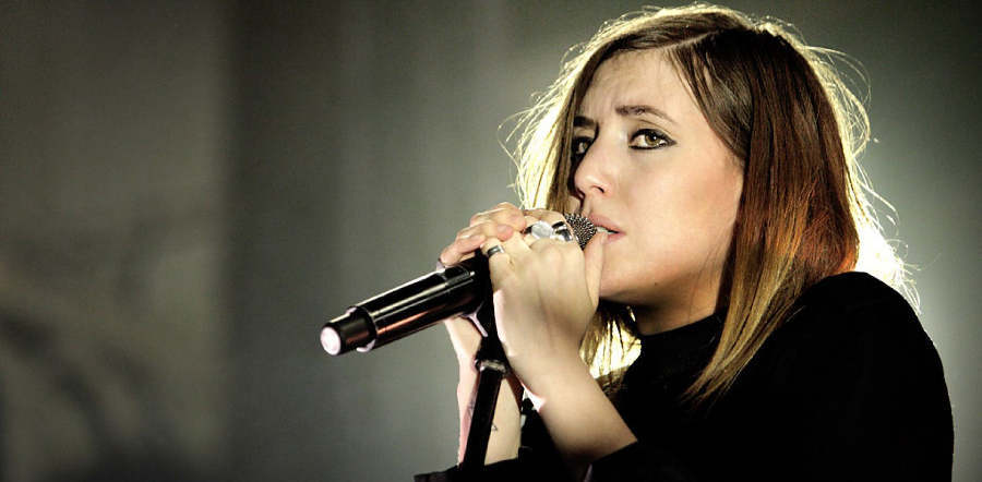 Lykke li little bit перевод. Little bit Люкке ли. Li Lykke "i never learn".