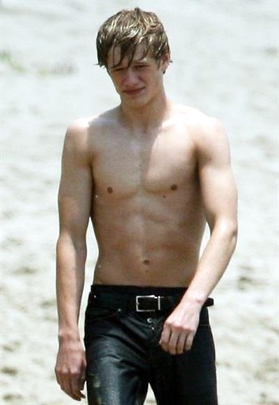 Lucas Till