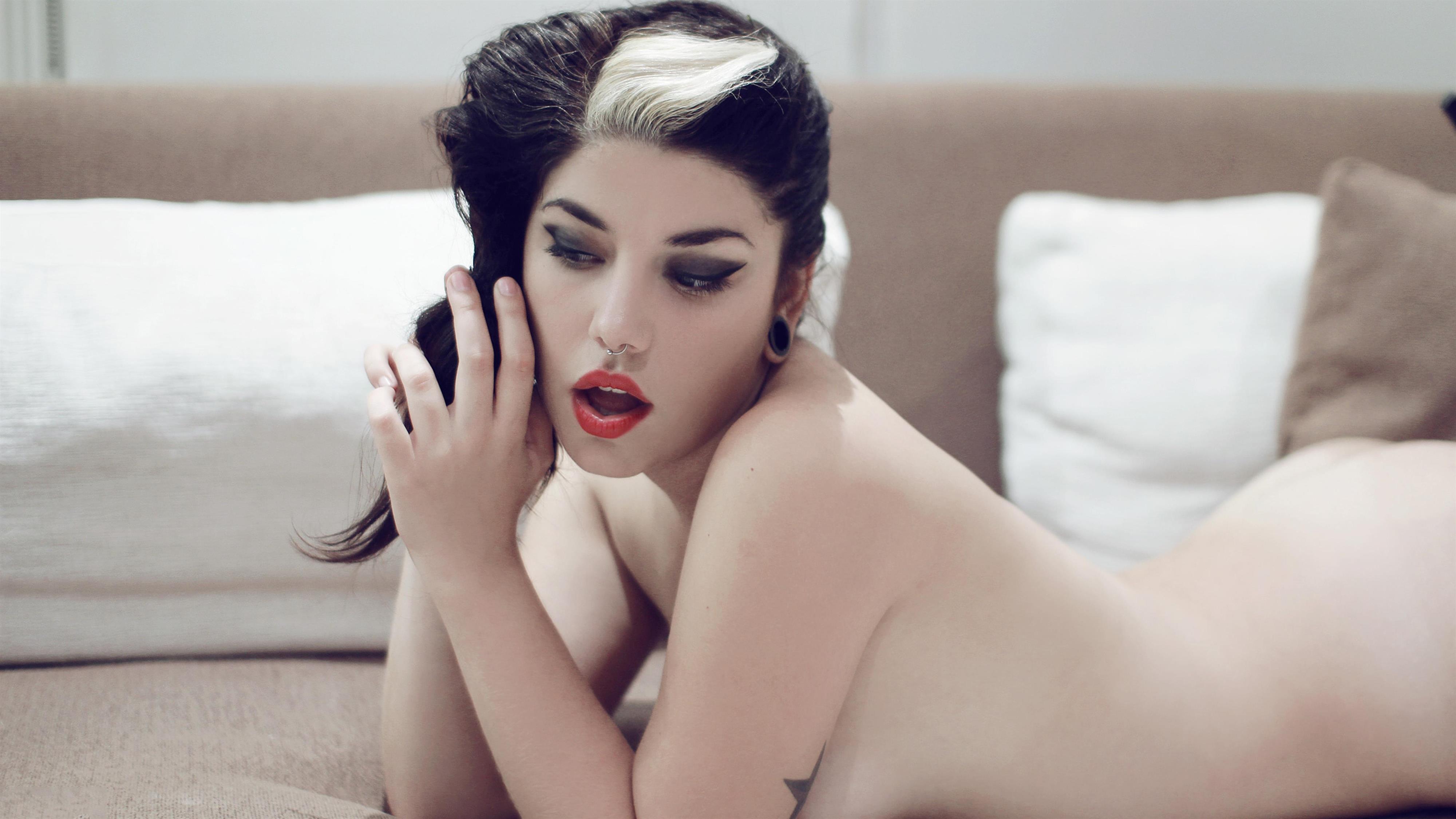 Cosmopolitan in Yoga Pants