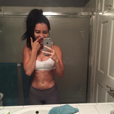 Jazmine Garcia taking a selfie