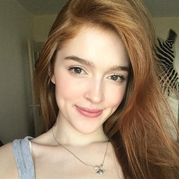 600px x 600px - Jia Lissa â€“ Natural Redhead From Russia