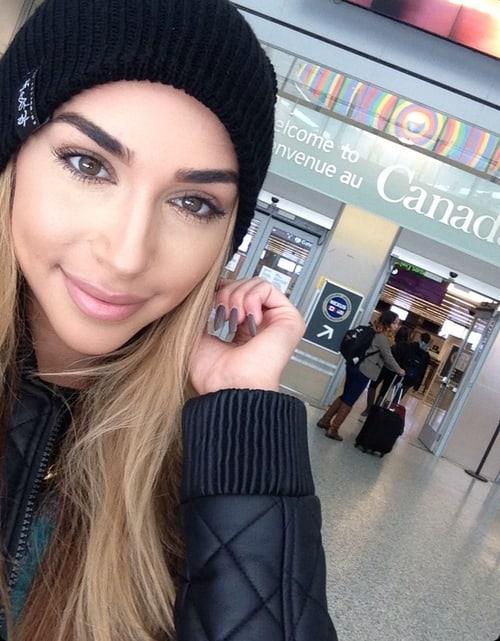 Chantel Jeffries taking a selfie