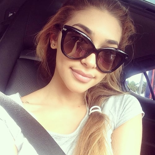 Chantel Jeffries taking a selfie