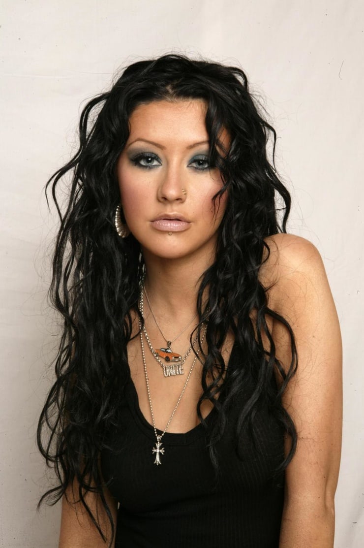 Christina Aguilera Pictures in an Infinite Scroll - 180 Pictures