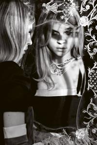 Clemence Poesy
