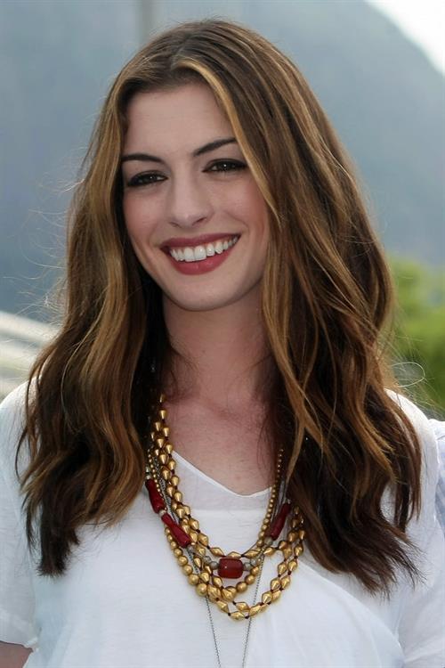 Anne Hathaway