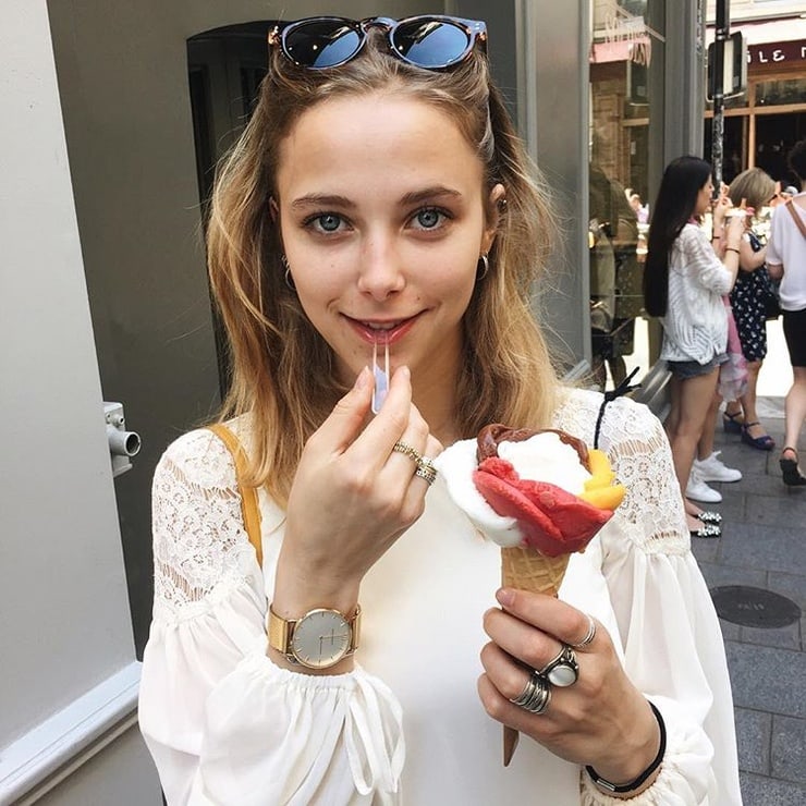 Coline Aulagnier Pictures Coline Aulagnier