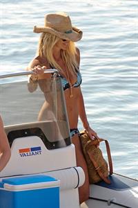 Elle MacPherson in a bikini