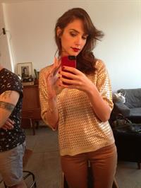 Gal Gadot taking a selfie