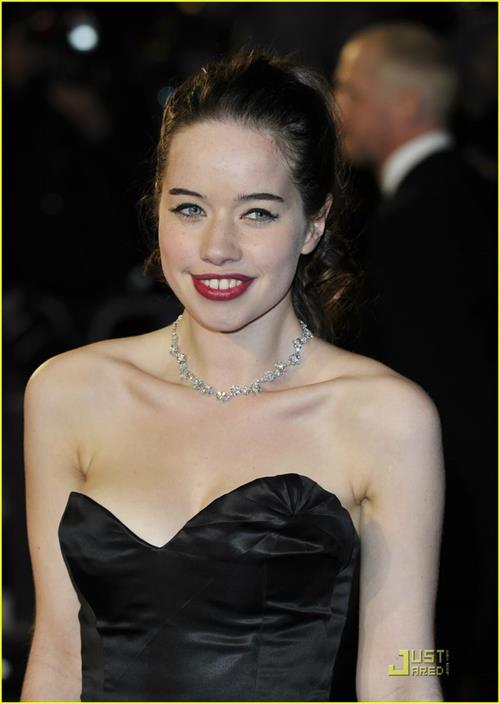 Anna Popplewell